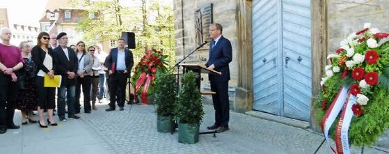 OB Andreas Starke bei seiner Rede zum Gedenktag an das Kriegsende